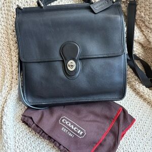 Coach Willis Vintage 9927 Black Leather Crossbody Bag 10.5x10x3.5"